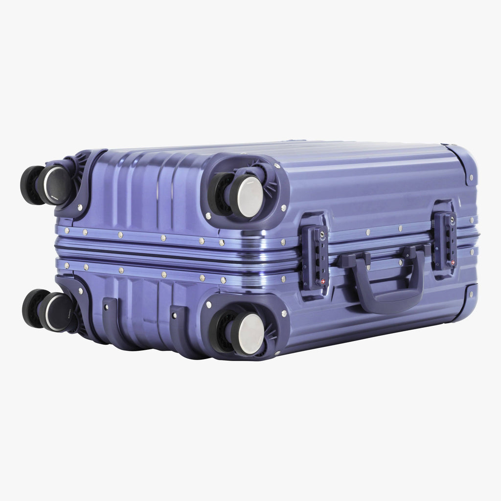 20 inch Carry on Spinner Blue C5774