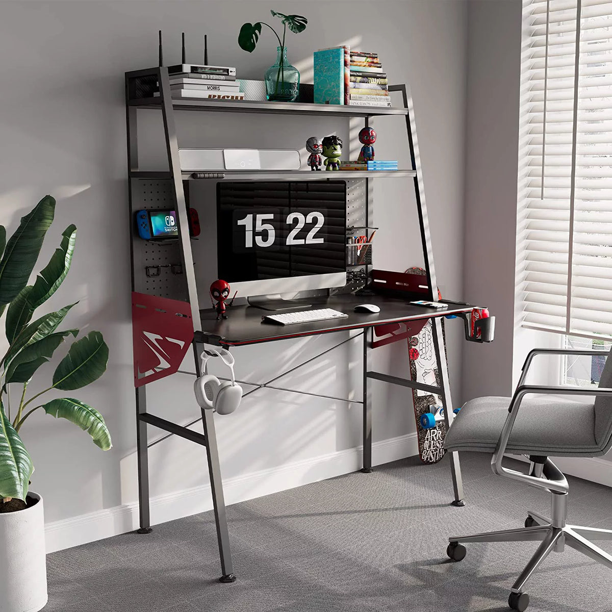 43'' Gaming Desk with Shelves F5057