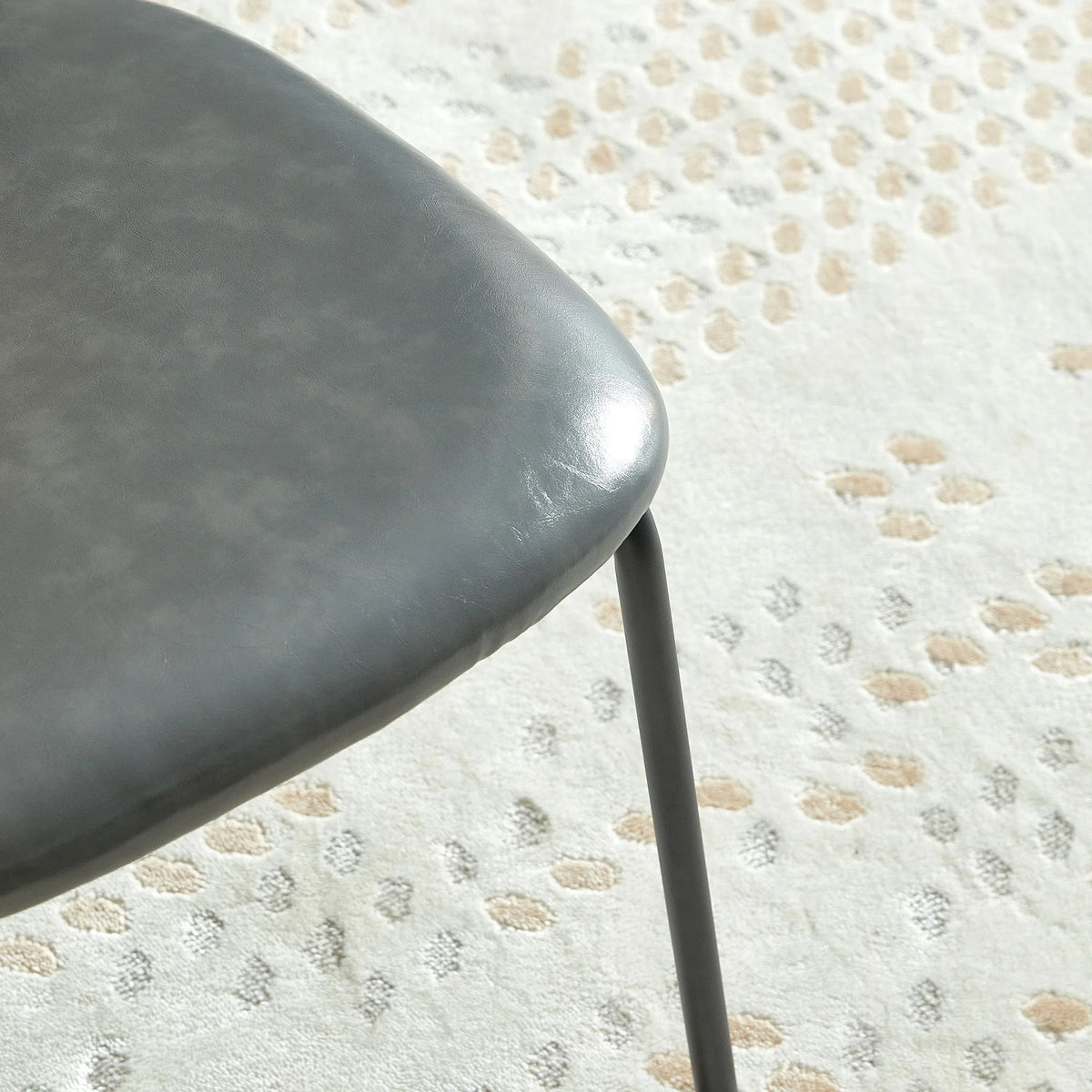 Light Gray Set of 4 Upholstered Dining Chairs with Black Metal Legs Y187820