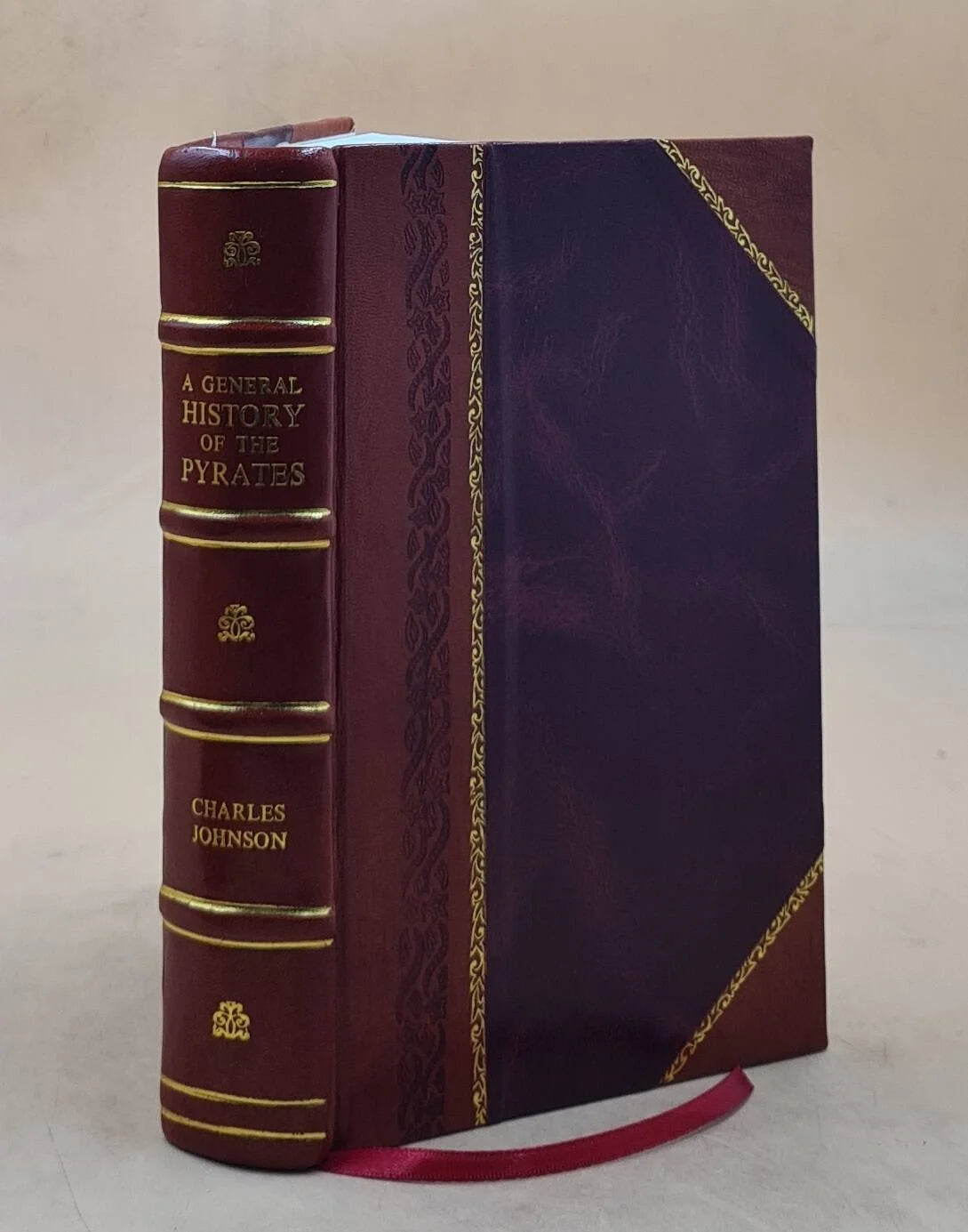 A general history of the pyrates Leather Bound W757441