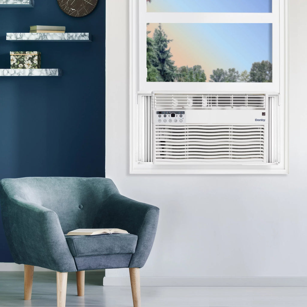 12,000 BTU White Window AC B9224