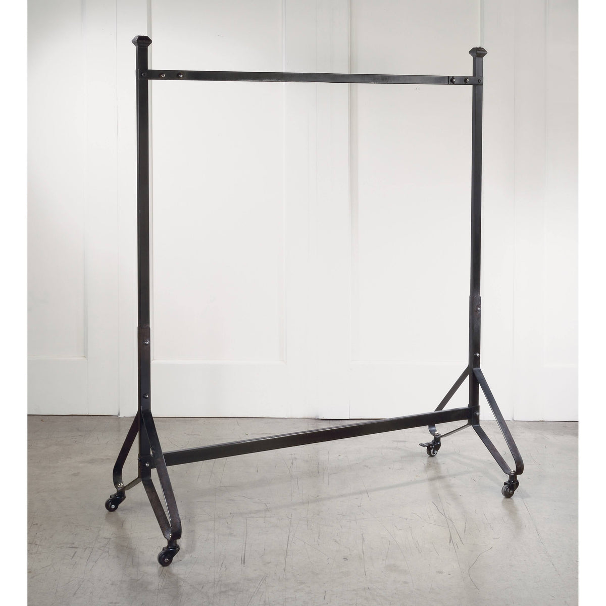 Black Garment Rack with Casters V125609