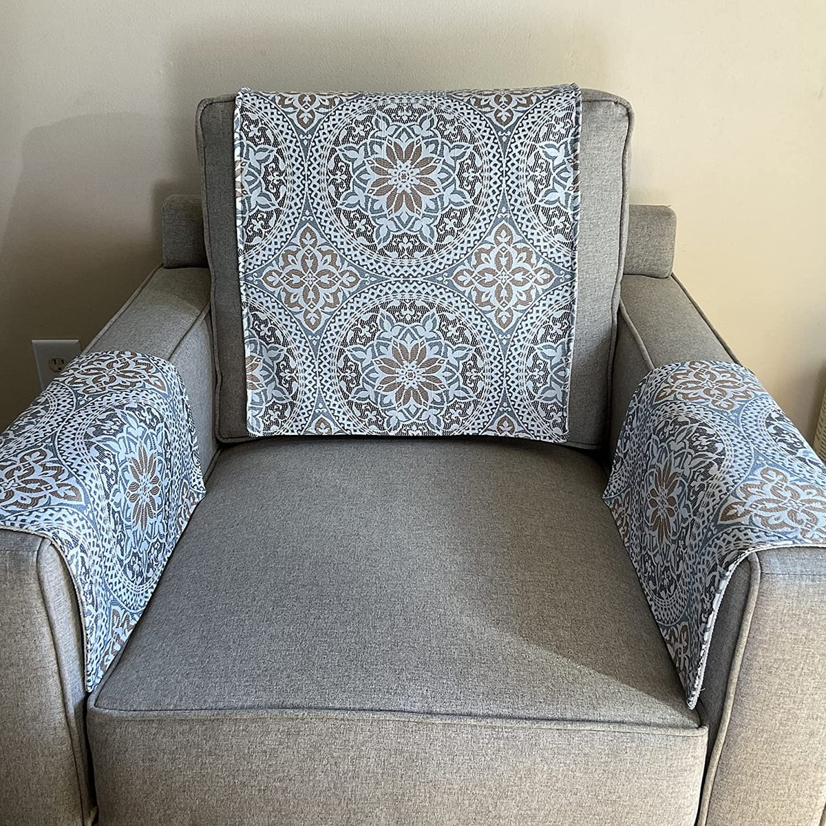 Brown Headrest Cover for Recliners T464