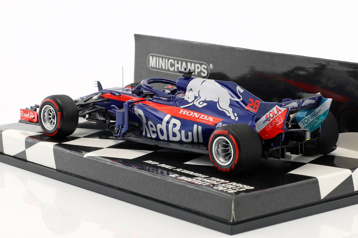 Collectible Miniature Car R97269
