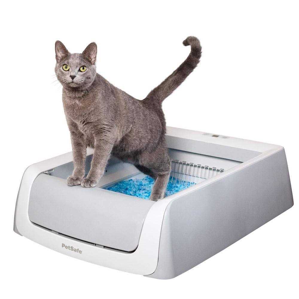 Self-Cleaning Cat Litter Box G783681