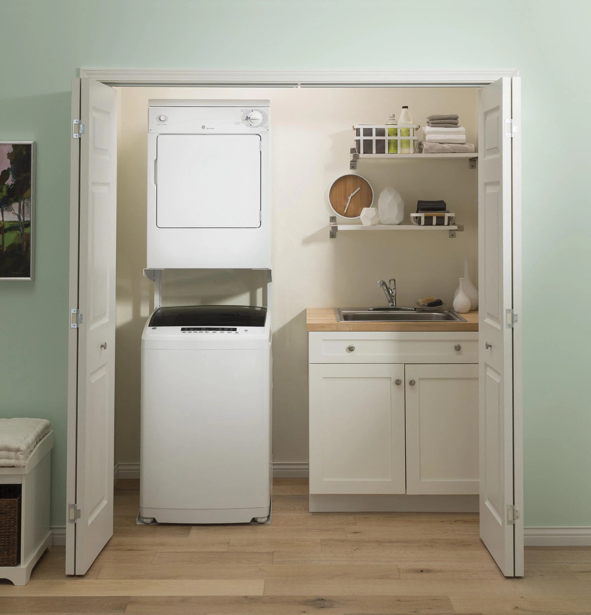 White Top Load Washer P66977