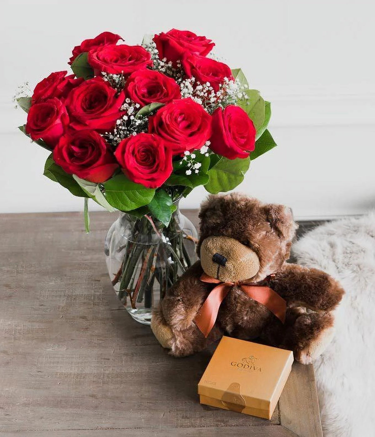 One Dozen Long Stemmed Red Roses Fresh Flowers L181717