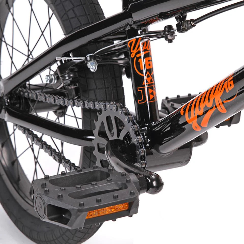 16 BMX Bike M854429