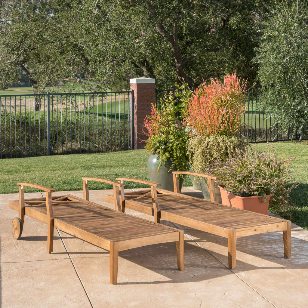 Teak Finished Acacia Wood Chaise Lounge Y4551