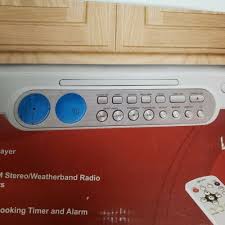 Under-Cabinet CD Radio D950