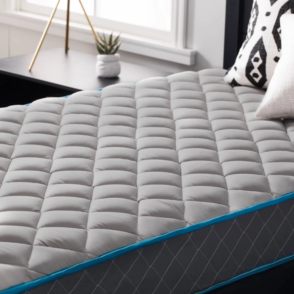 7 Innerspring Mattress with Quilted Fabric Cover, Full N797034