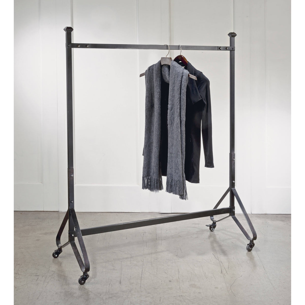 Black Garment Rack with Casters V125609