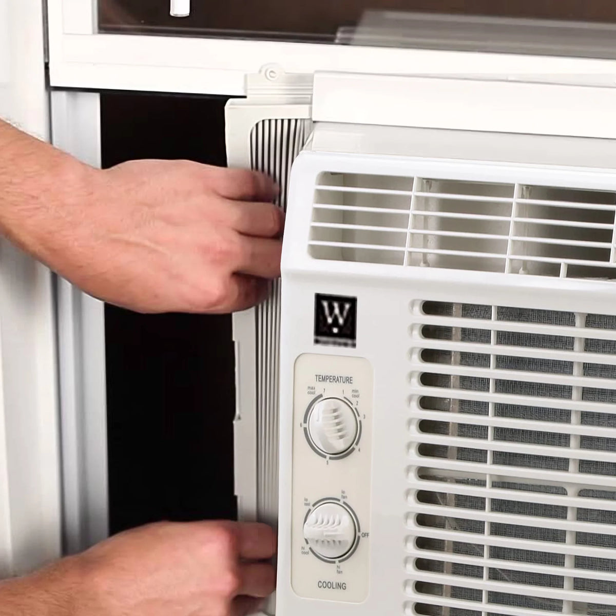 5,000 BTU Mechanical Window Air Conditioner M25749