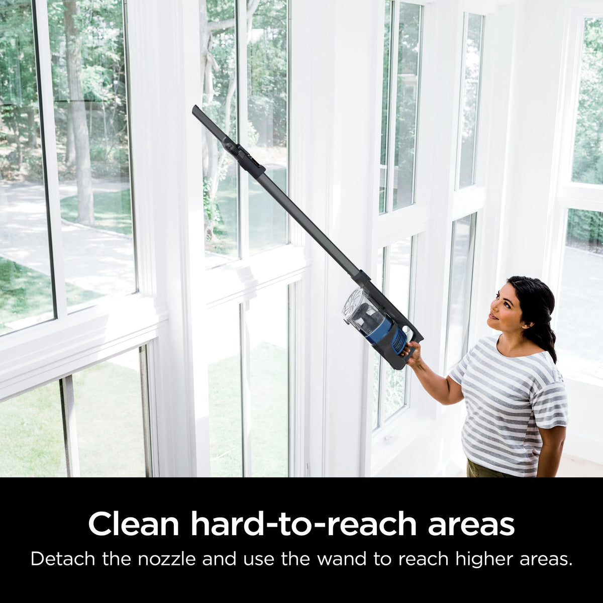 Cordless Stick Vacuum with Powerfins Brushroll E44857