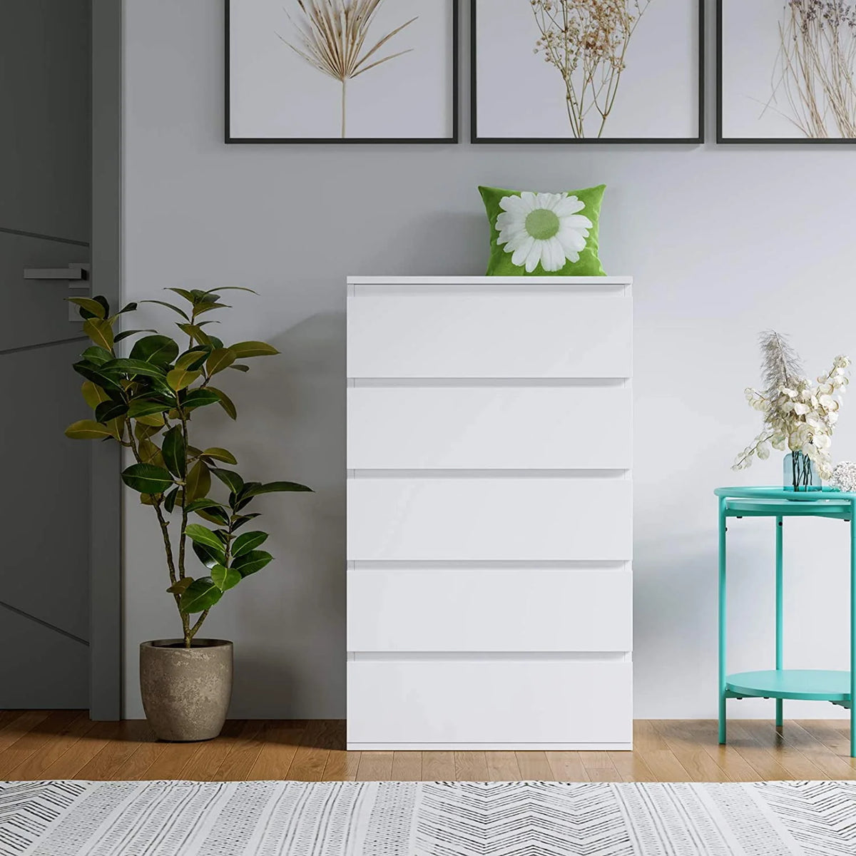 White 4 Drawer Wood Dresser F7033