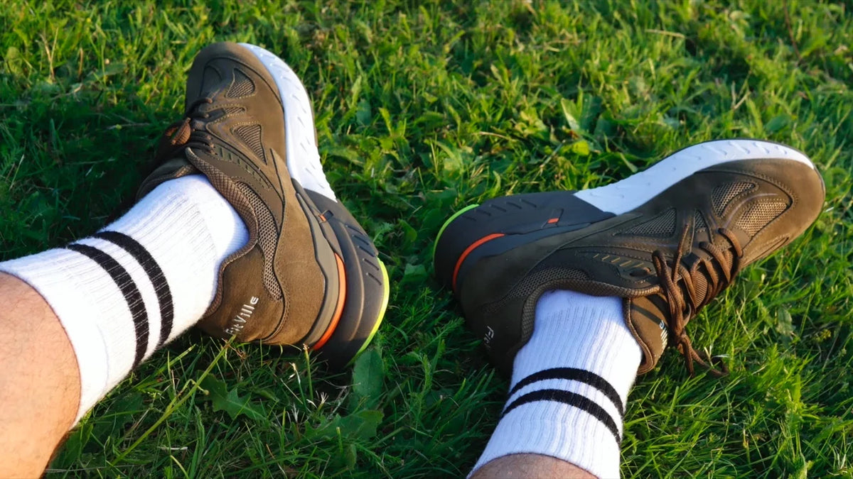 Extra Wide Walking Shoes Sneakers F73973