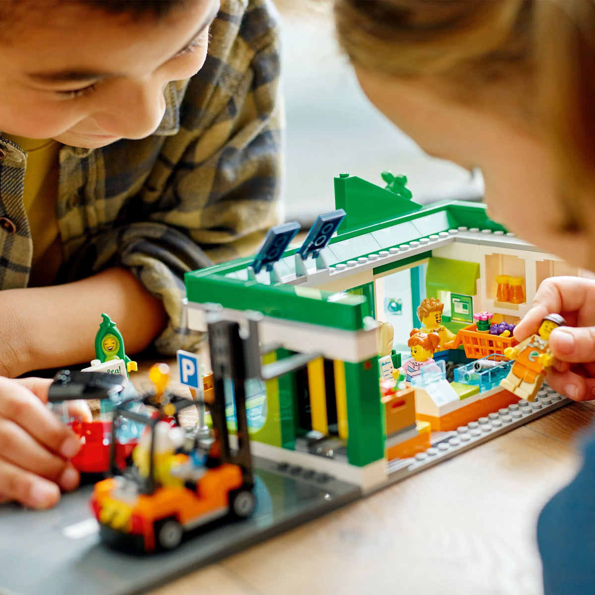Grocery Store Building Set 404 Pieces K287210